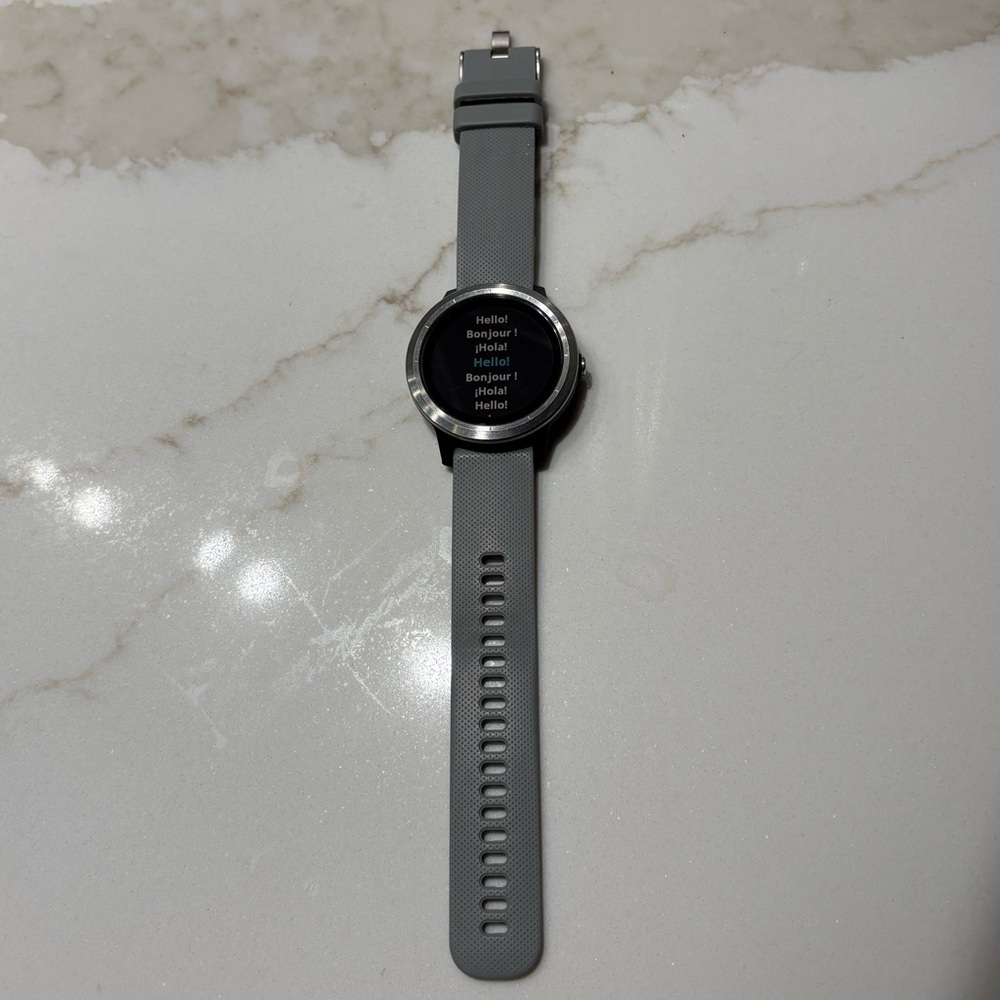 garmin Gray Silicone Band Smartwatch with Round Display